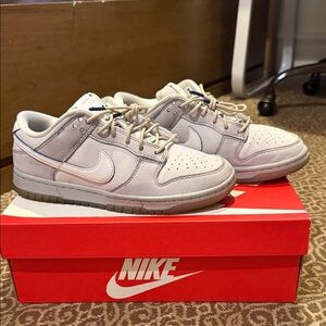 Nike Light Gray Sneakers